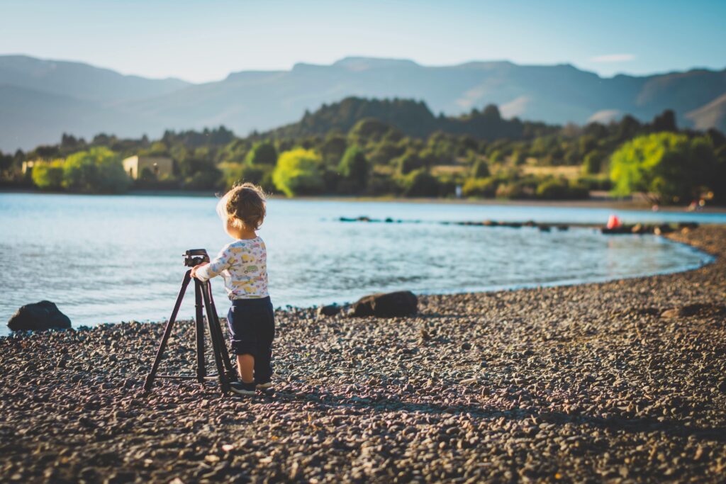 contemplando el atardecer.